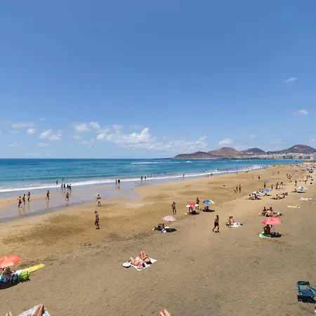 In Palmas Near Playa De Canteras Las Palmas de Gran Canaria